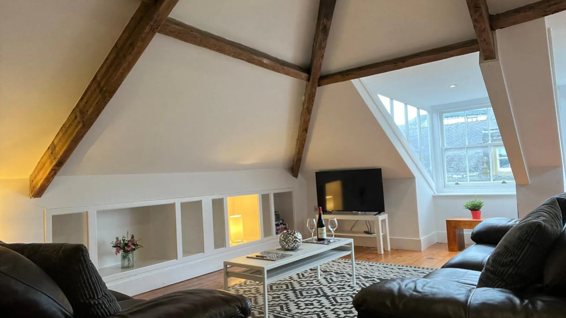 Newcastle City Centre Loft Gem location